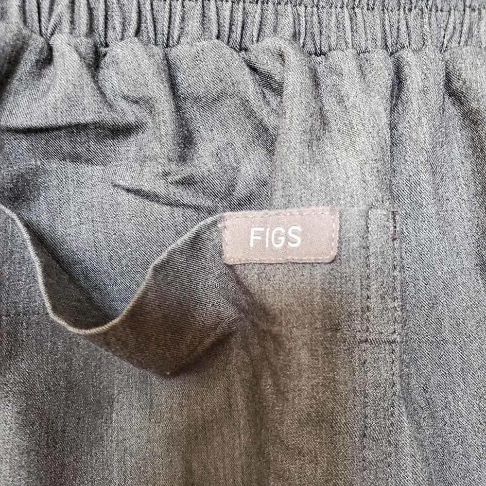 Figs Straight Leg Scrub Pants.   Size XS - Picture 6 of 8